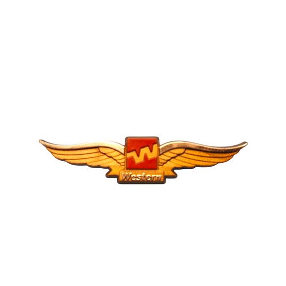 Vintage Western Airlines Junior Pilot Wings Plastic Pin Collectible Souvenir - Picture 5 of 5